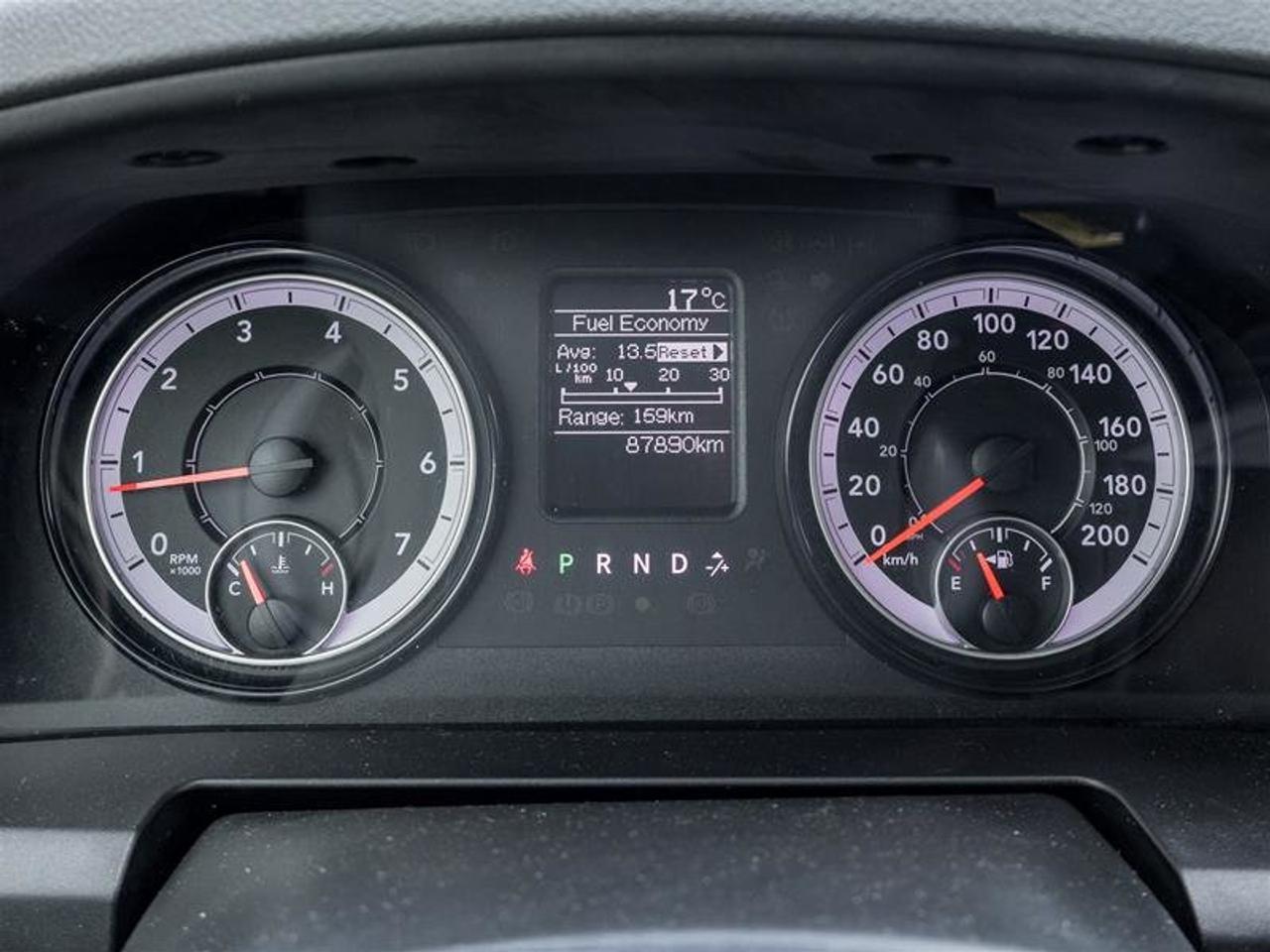 2020 RAM RAM 1500 Classic Crew Cab 4x4 (DS) SLT (140.5 WB 5'7 Box) SWB Photo