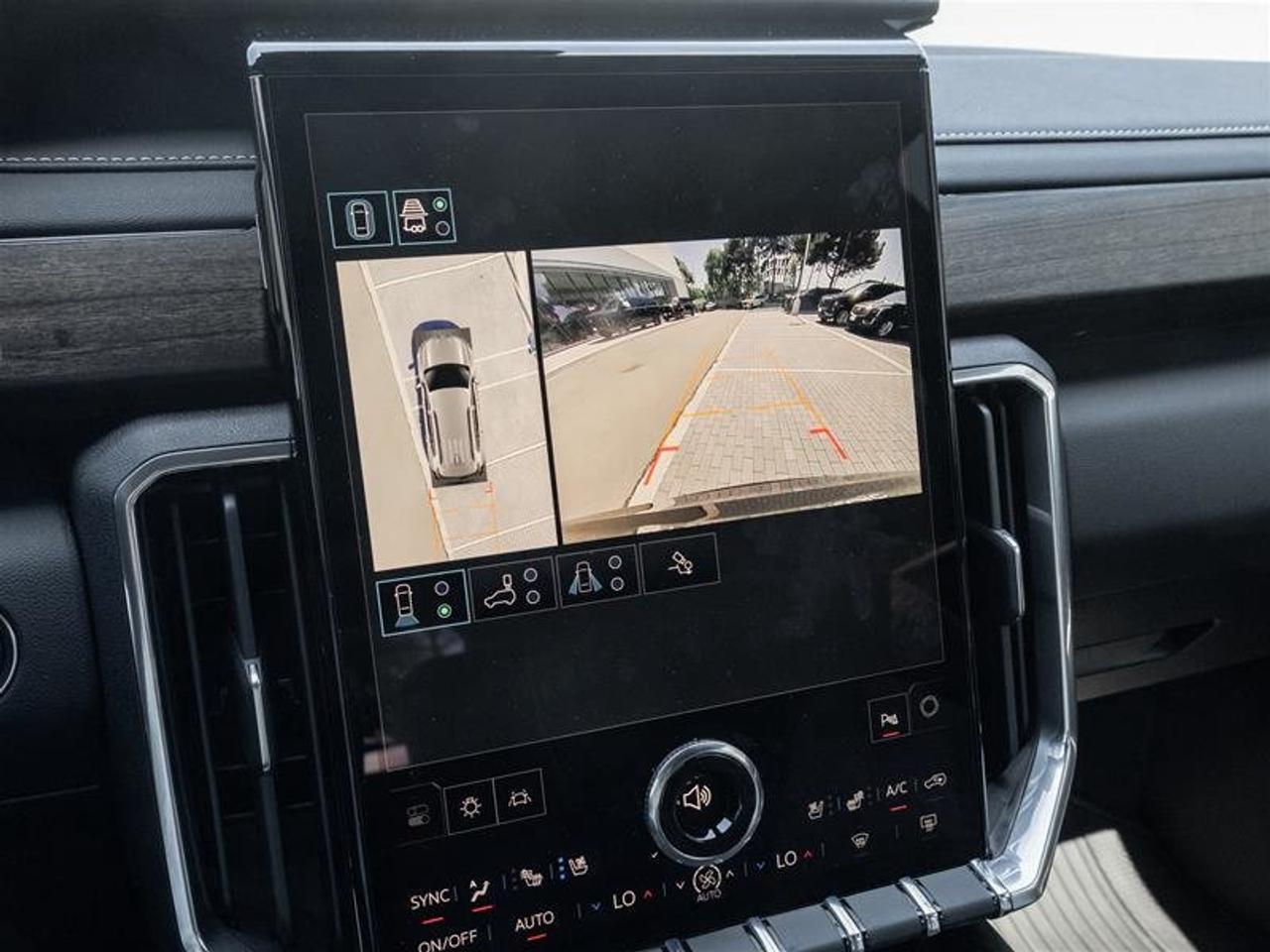 2026 GMC Acadia Denali Ultimate Photo