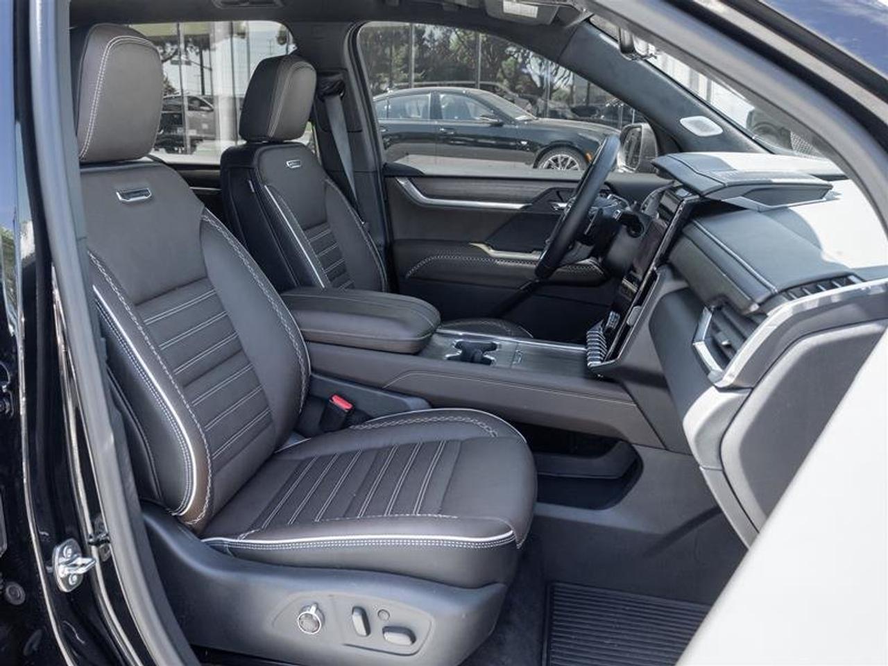 2026 GMC Acadia Denali Ultimate Photo