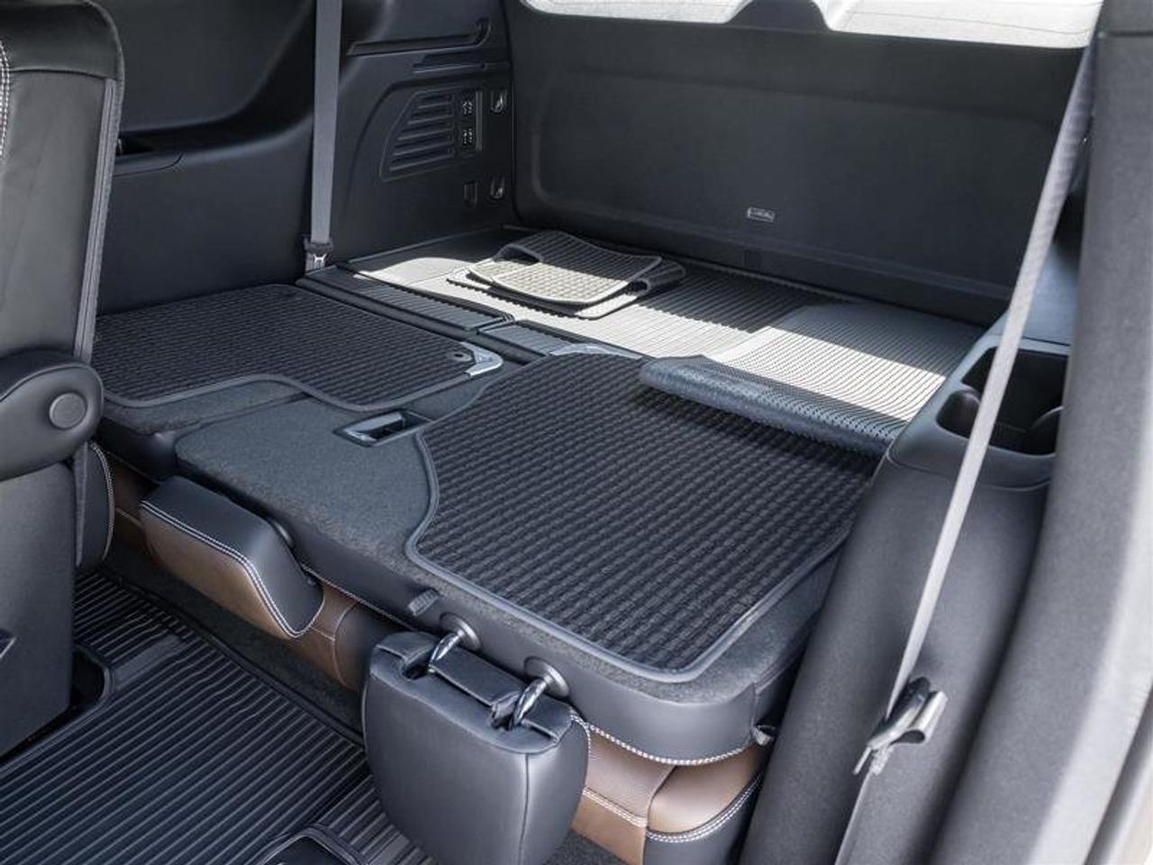 2026 GMC Acadia Denali Ultimate Photo