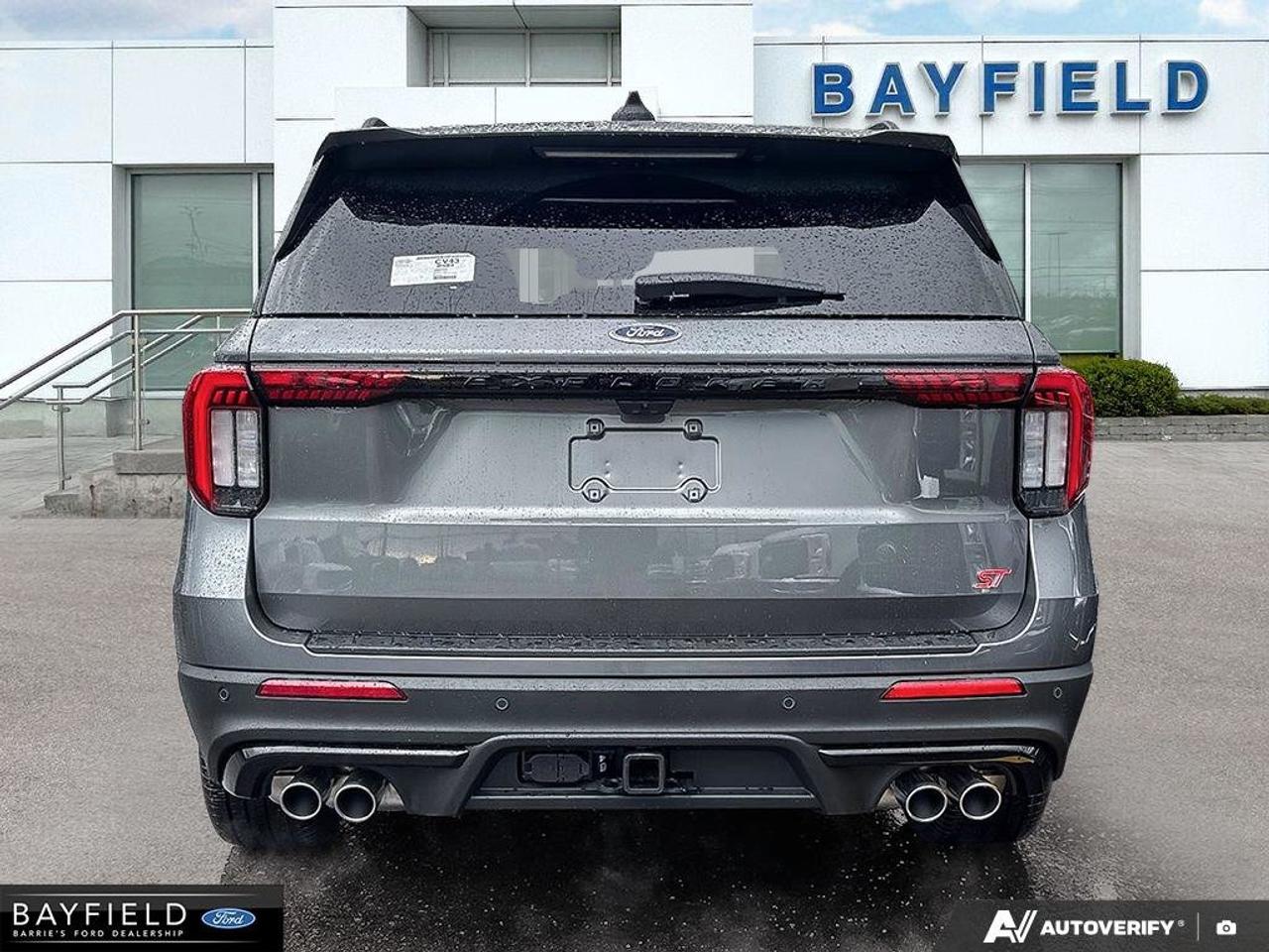 2026 Ford Explorer ST Photo4