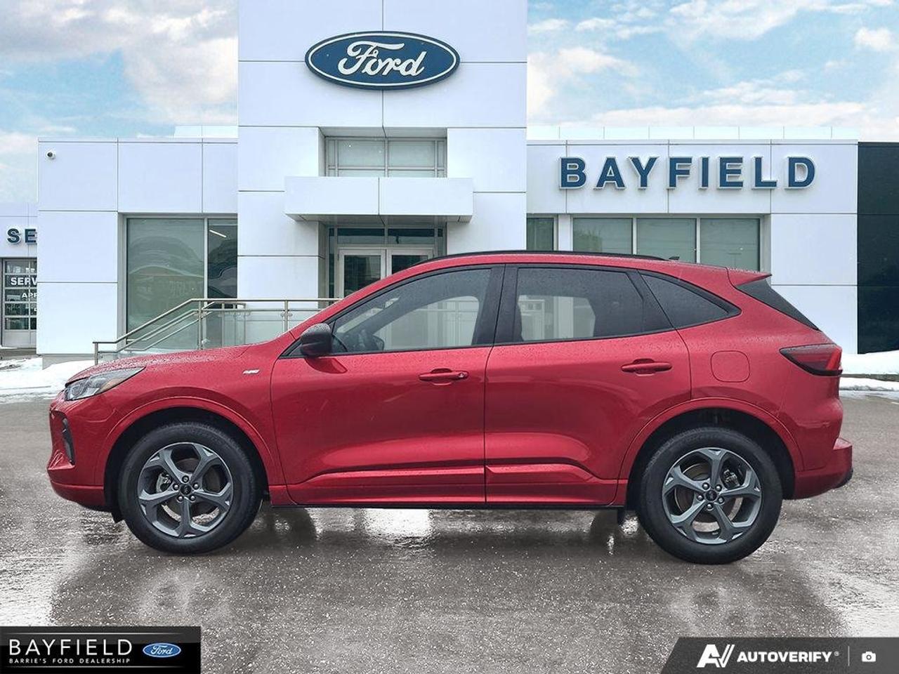 2023 Ford Escape ST-Line Photo2