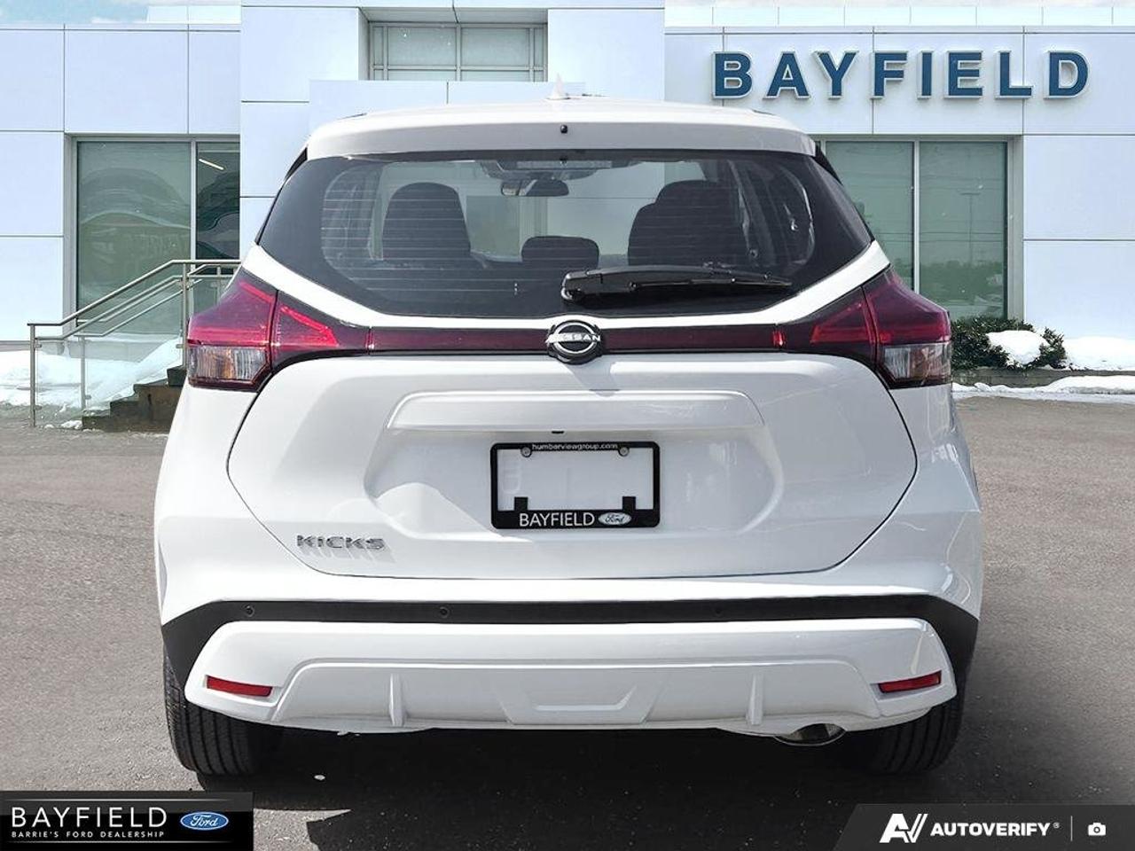 2025 Nissan Kicks Play S Photo