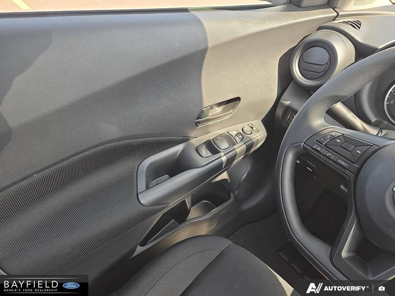 2025 Nissan Kicks Play S Photo