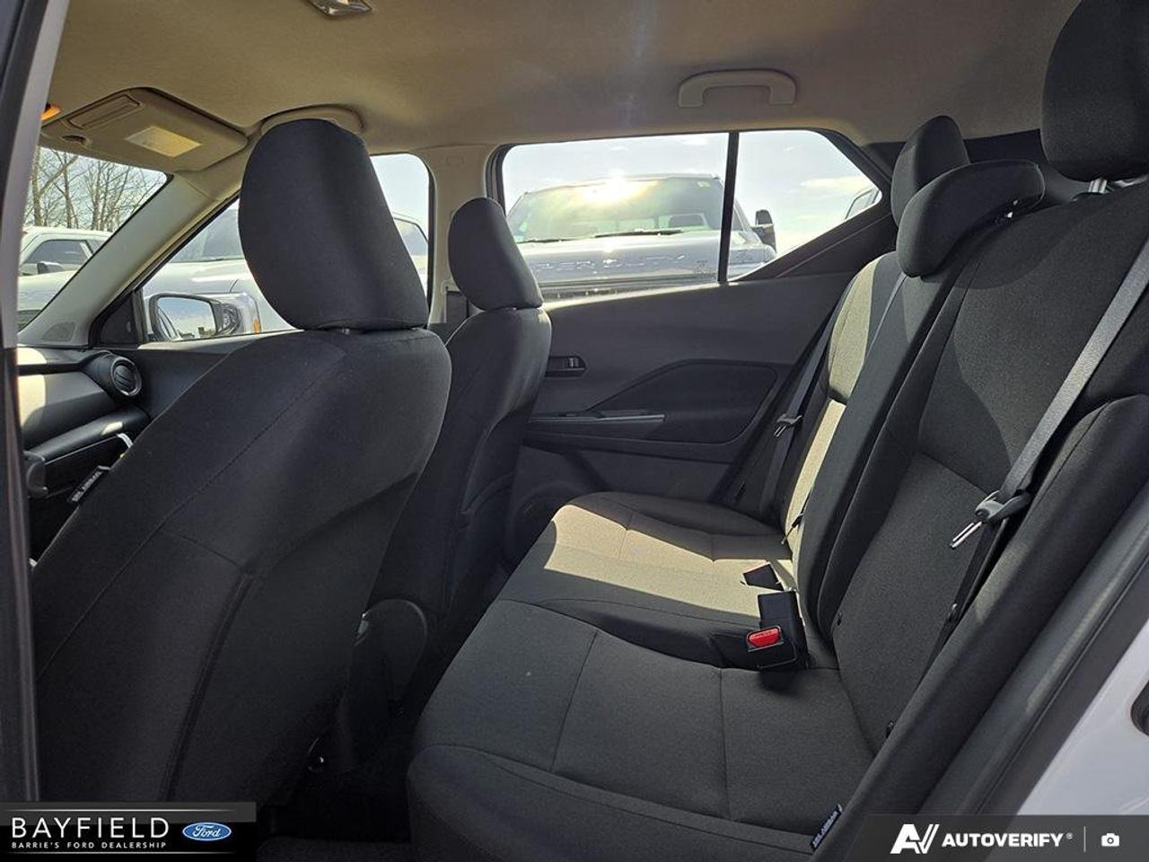 2025 Nissan Kicks Play S Photo