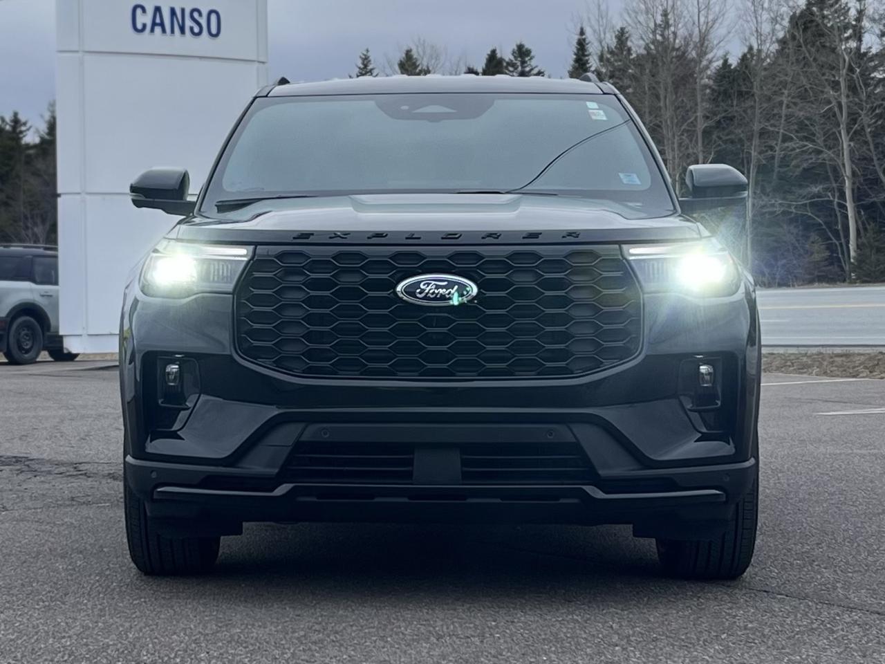 2026 Ford Explorer ST-Line 4WD Photo1