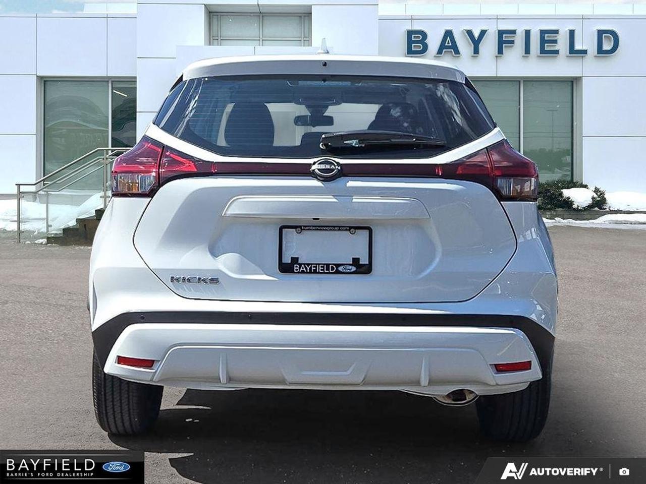 2025 Nissan Kicks Play S Photo