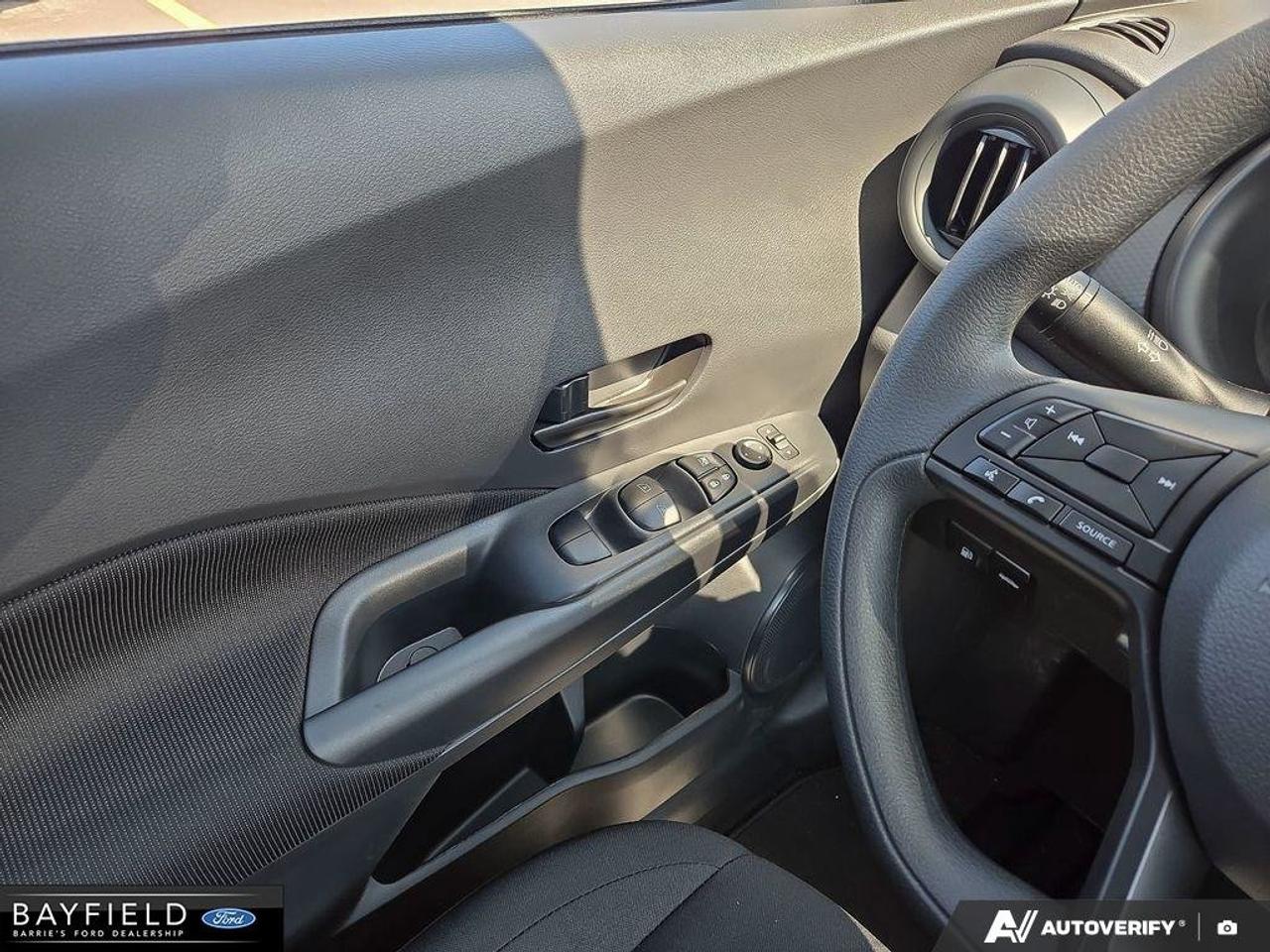 2025 Nissan Kicks Play S Photo