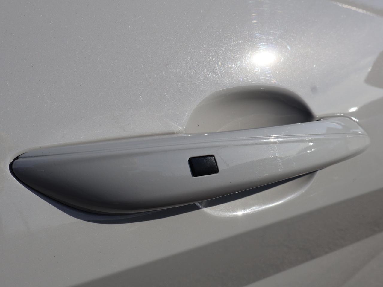 2022 Hyundai Elantra N CERTIFIED *SERVICE RECORDS* CAMERA NAV BLUETOOTH LEATHER HEATED SEATS SUNROOF CRUISE ALLOYS Photo