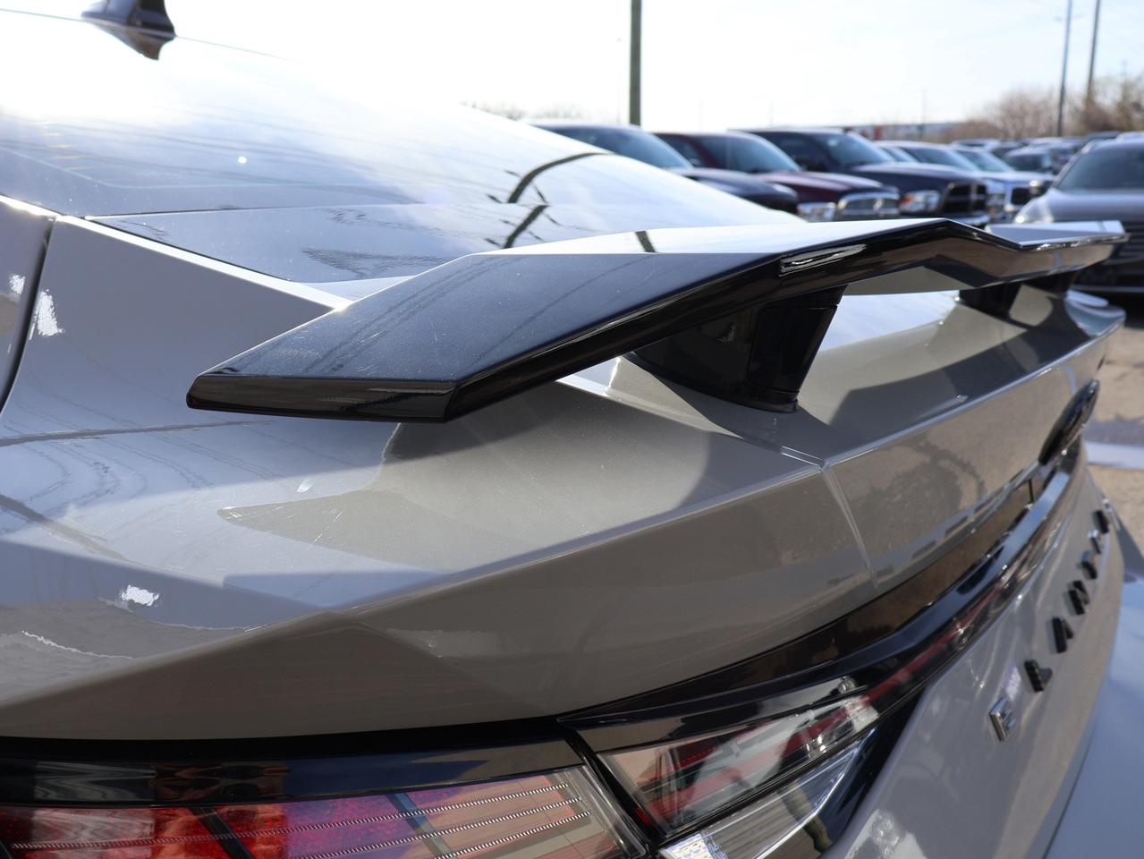 2022 Hyundai Elantra N CERTIFIED *SERVICE RECORDS* CAMERA NAV BLUETOOTH LEATHER HEATED SEATS SUNROOF CRUISE ALLOYS Photo