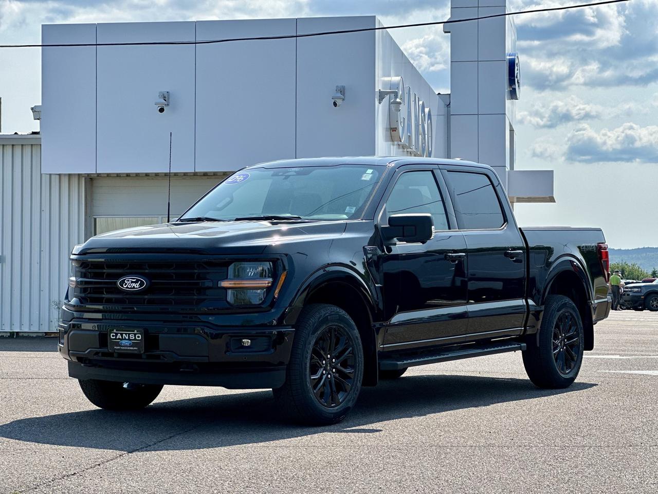 2026 Ford F-150 XLT 4WD SuperCrew 5.5' Box Photo2