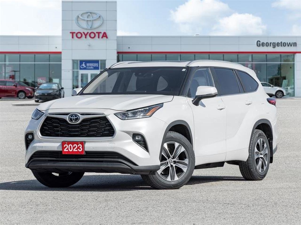 2023 Toyota Highlander XLE AWD Moonroof| Backup Camera| Heated Seats| XLE| AWD Photo0