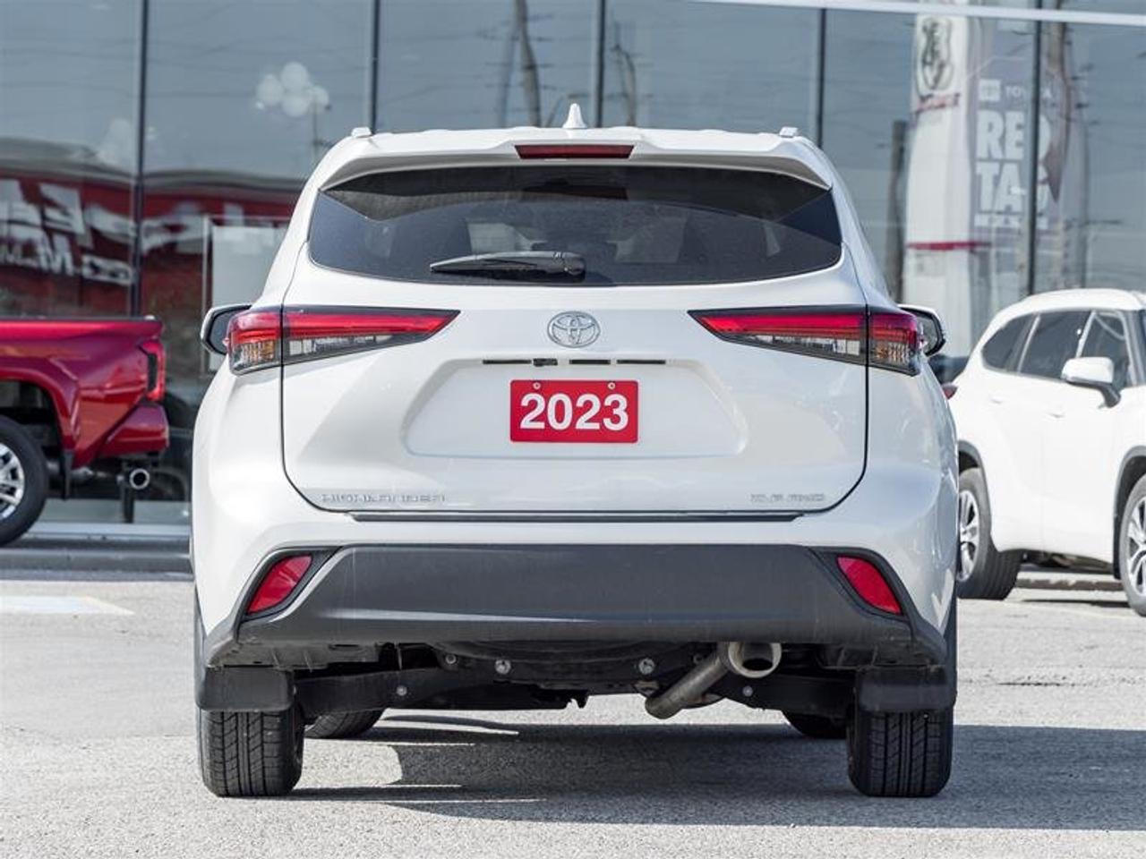 2023 Toyota Highlander XLE AWD Moonroof| Backup Camera| Heated Seats| XLE| AWD Photo