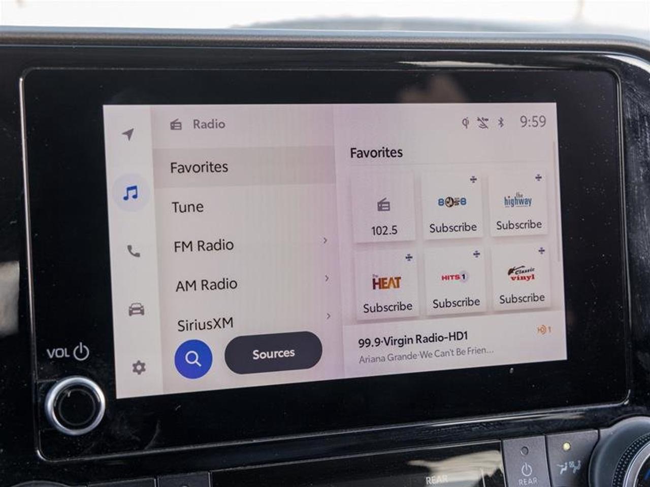 2023 Toyota Highlander XLE AWD Moonroof| Backup Camera| Heated Seats| XLE| AWD Photo