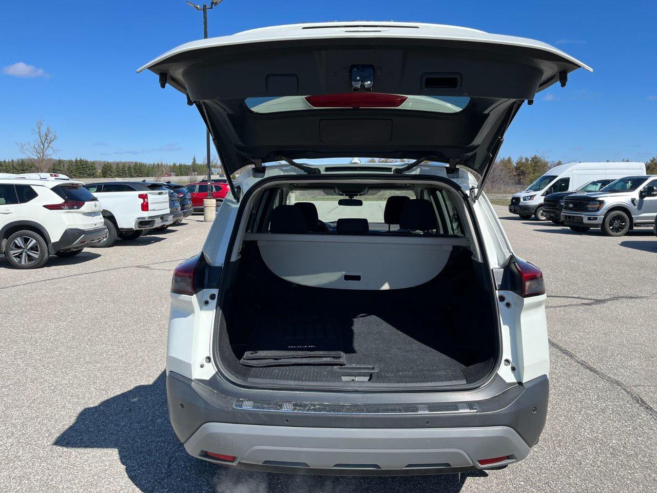 2021 Nissan Rogue SV AWD Photo