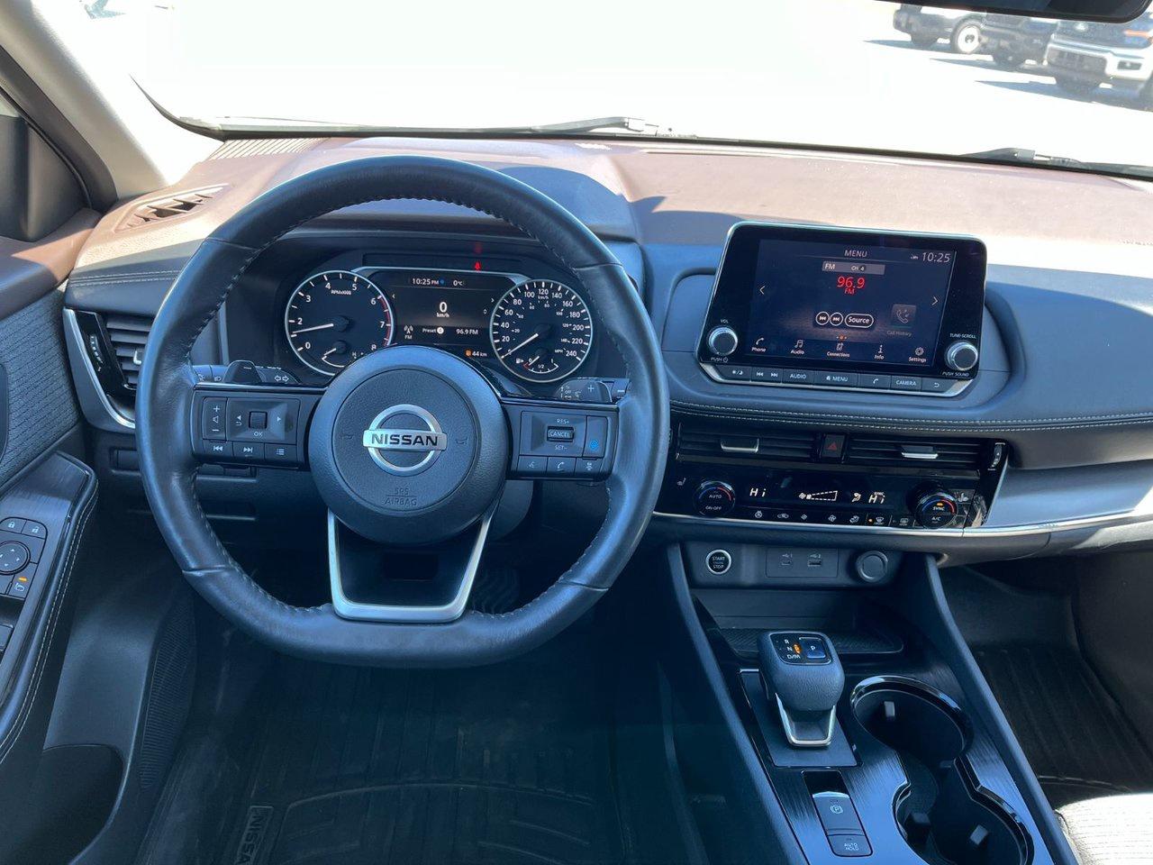 2021 Nissan Rogue SV AWD Photo