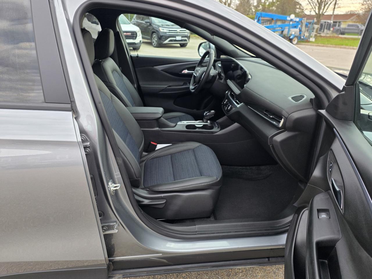 2024 Buick Envista Preferred Photo