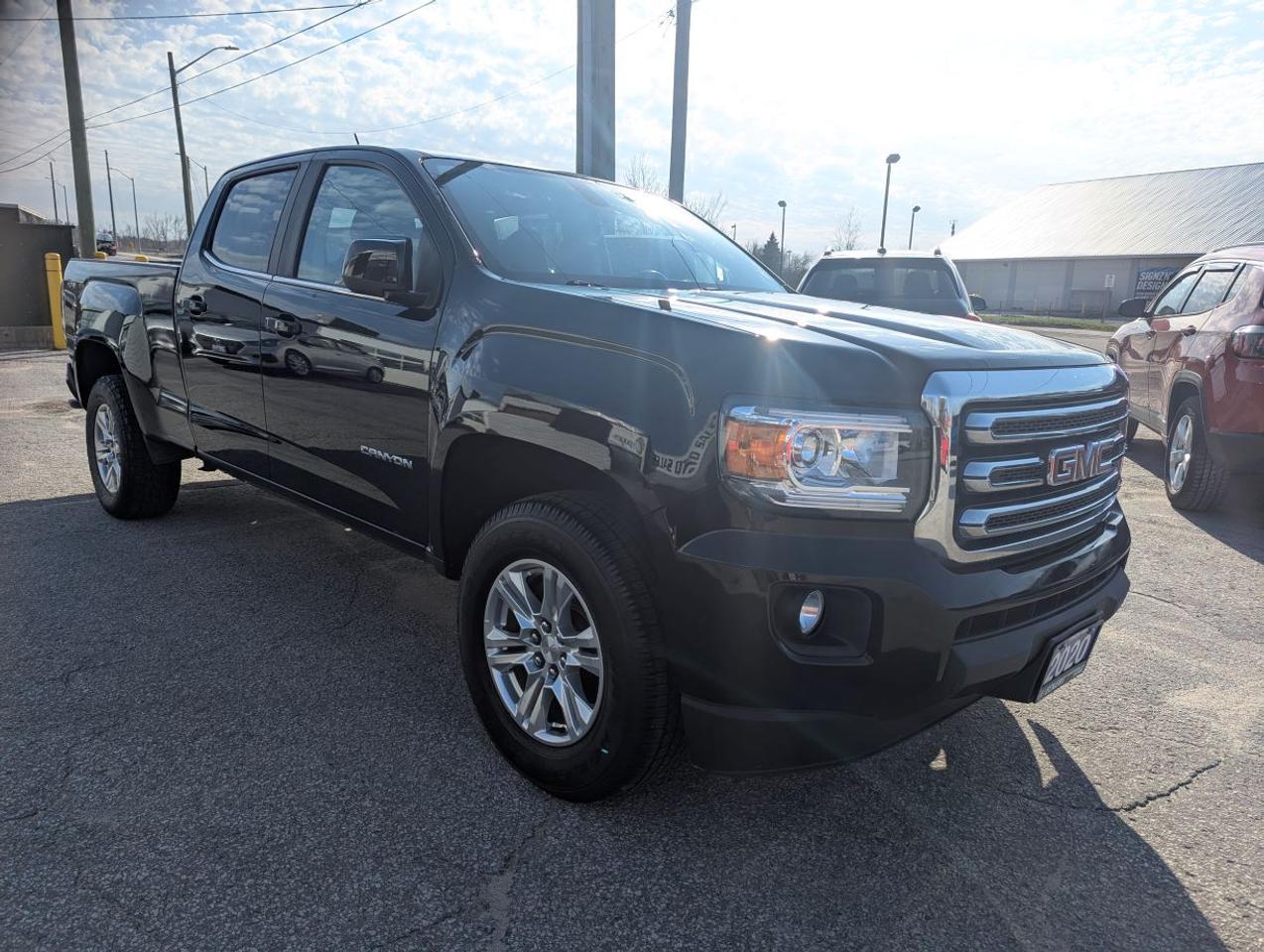 2020 GMC Canyon 4WD SLE WITH A 3.6L V6!! Photo1