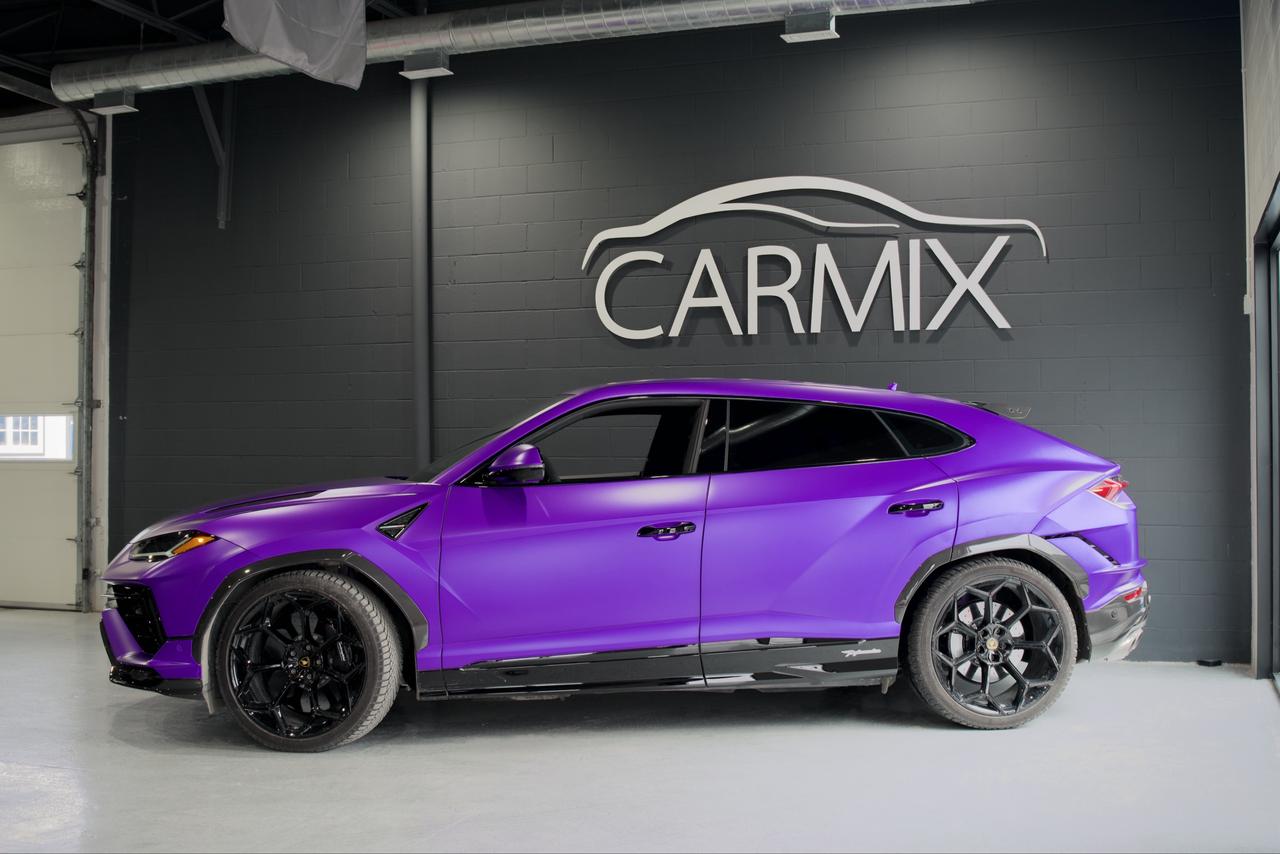 2024 Lamborghini Urus Performante Photo