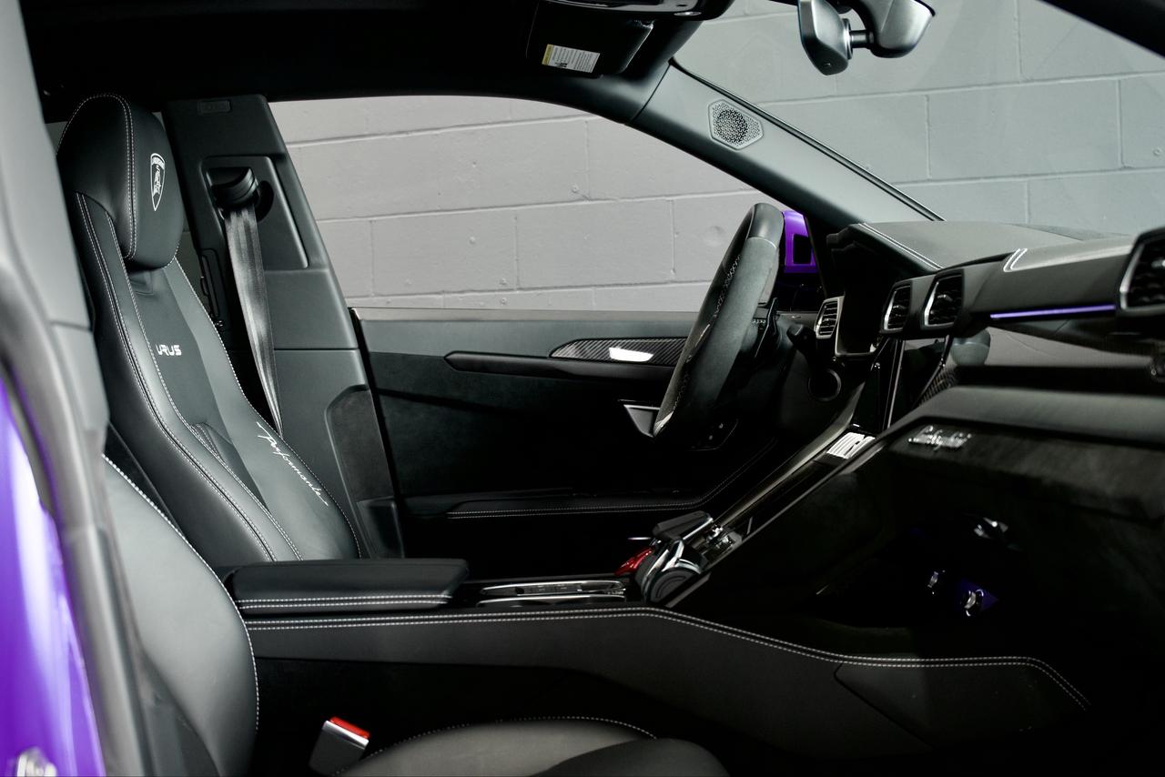 2024 Lamborghini Urus Performante Photo