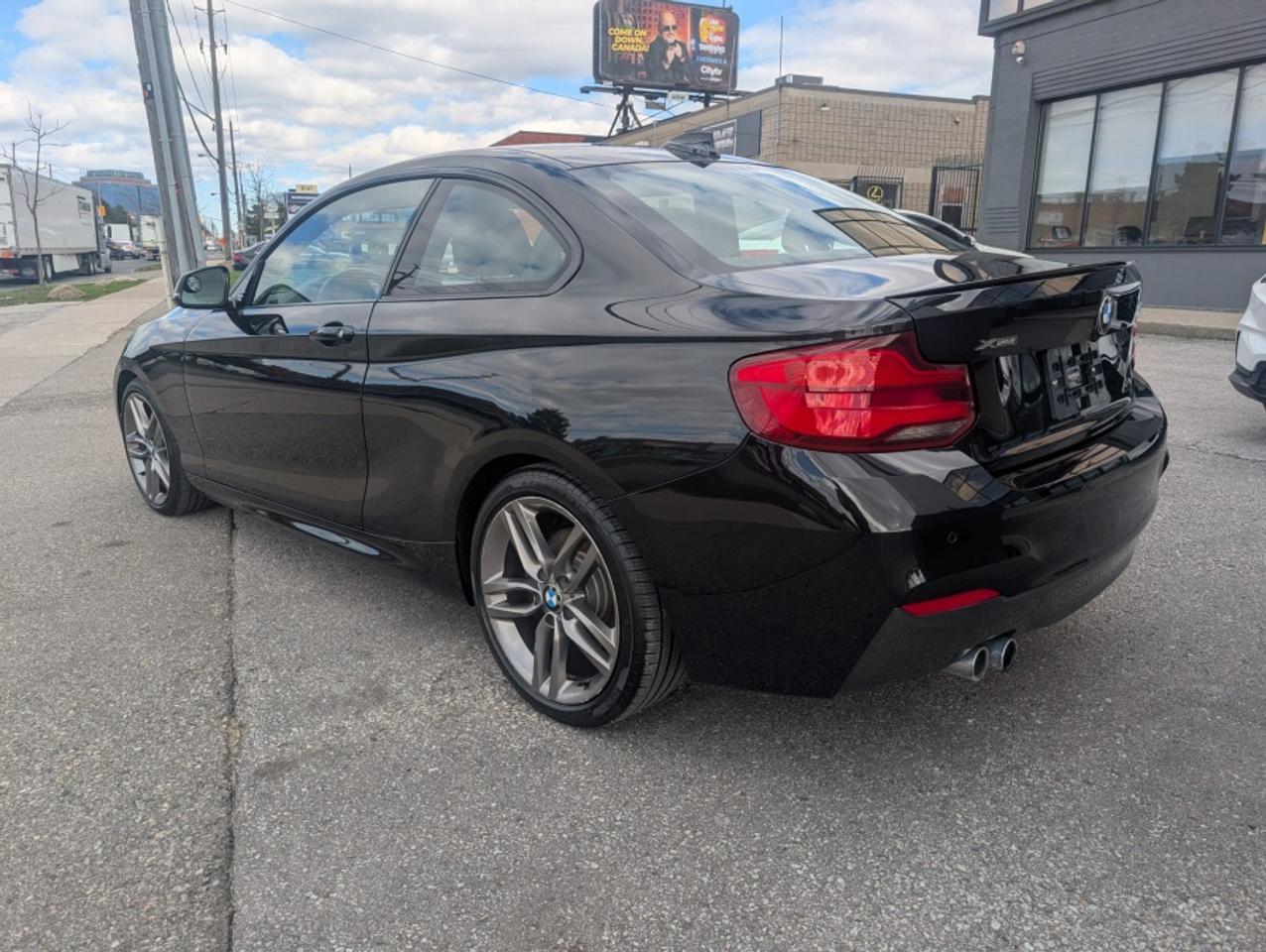 2018 BMW 2 Series 230I XDRIVE/ LEATHER/ SUNROOF/ REAR CAMERA Photo