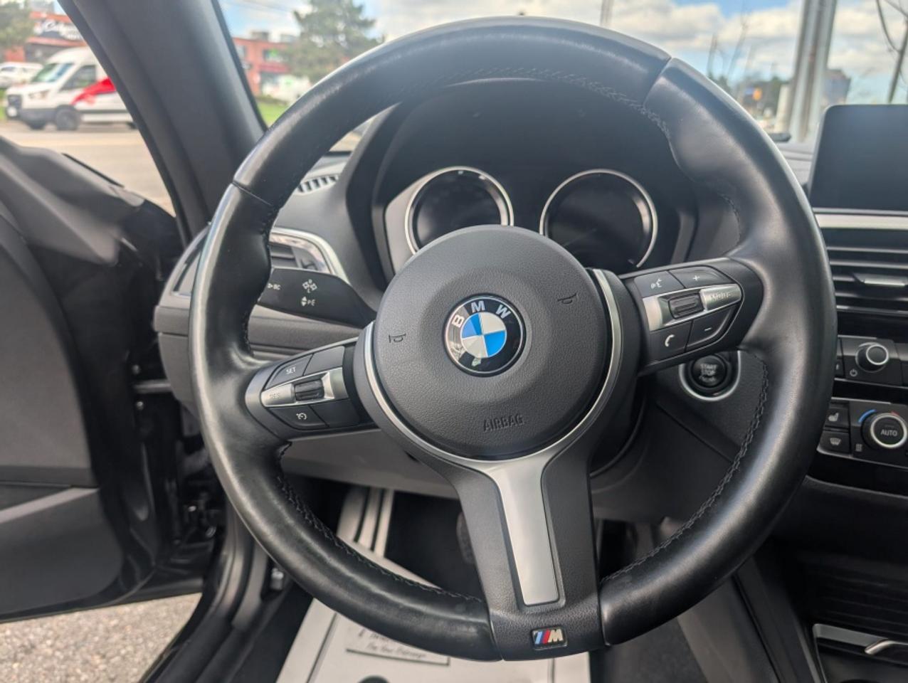 2018 BMW 2 Series 230I XDRIVE/ LEATHER/ SUNROOF/ REAR CAMERA - Photo #13