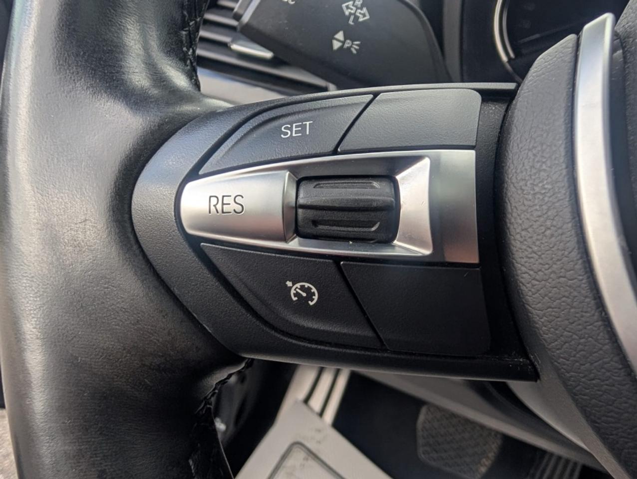 2018 BMW 2 Series 230I XDRIVE/ LEATHER/ SUNROOF/ REAR CAMERA - Photo #19