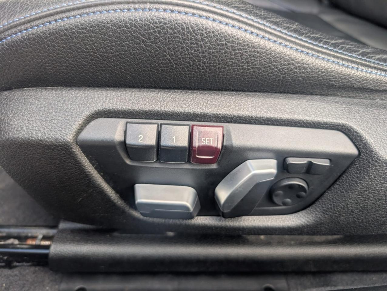 2018 BMW 2 Series 230I XDRIVE/ LEATHER/ SUNROOF/ REAR CAMERA - Photo #24