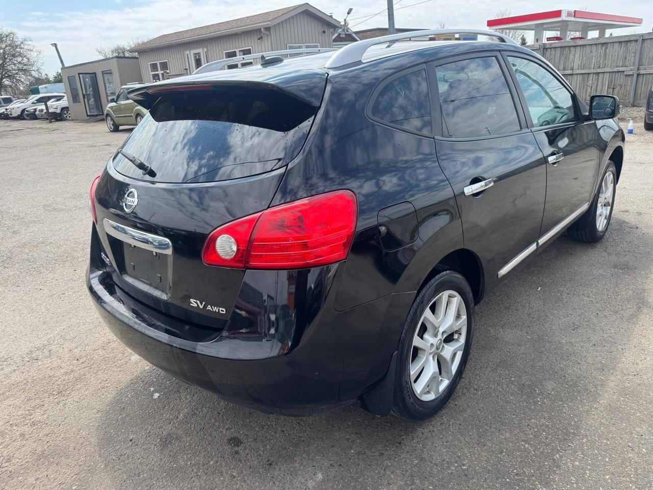 2013 Nissan Rogue SV, AWD, 4 CYL, 2 SET WHEELS, 174KMS, CERTIFIED Photo4
