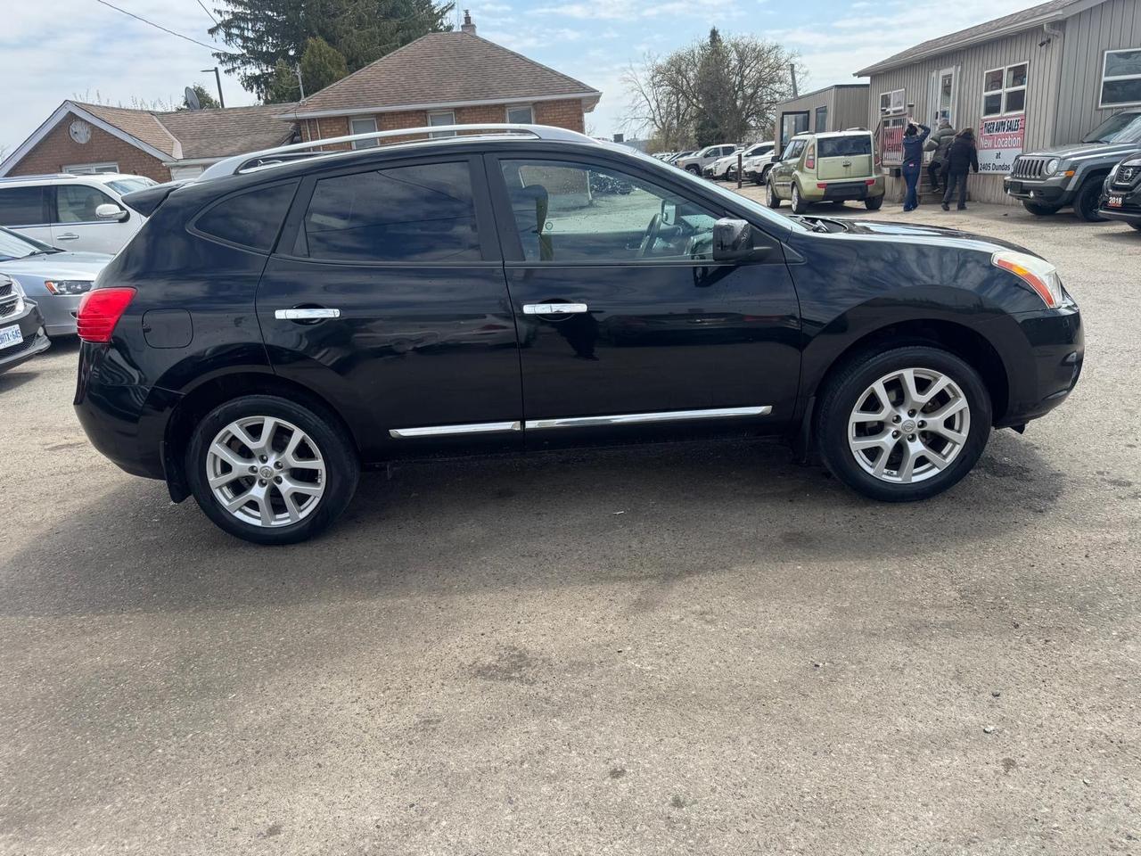 2013 Nissan Rogue SV, AWD, 4 CYL, 2 SET WHEELS, 174KMS, CERTIFIED Photo