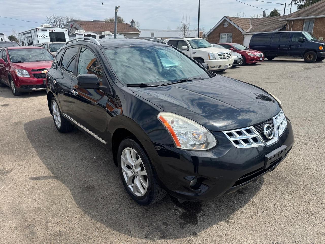 2013 Nissan Rogue SV, AWD, 4 CYL, 2 SET WHEELS, 174KMS, CERTIFIED Photo