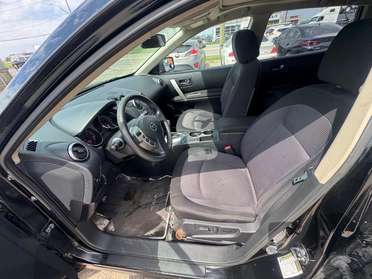 2013 Nissan Rogue SV, AWD, 4 CYL, 2 SET WHEELS, 174KMS, CERTIFIED Photo