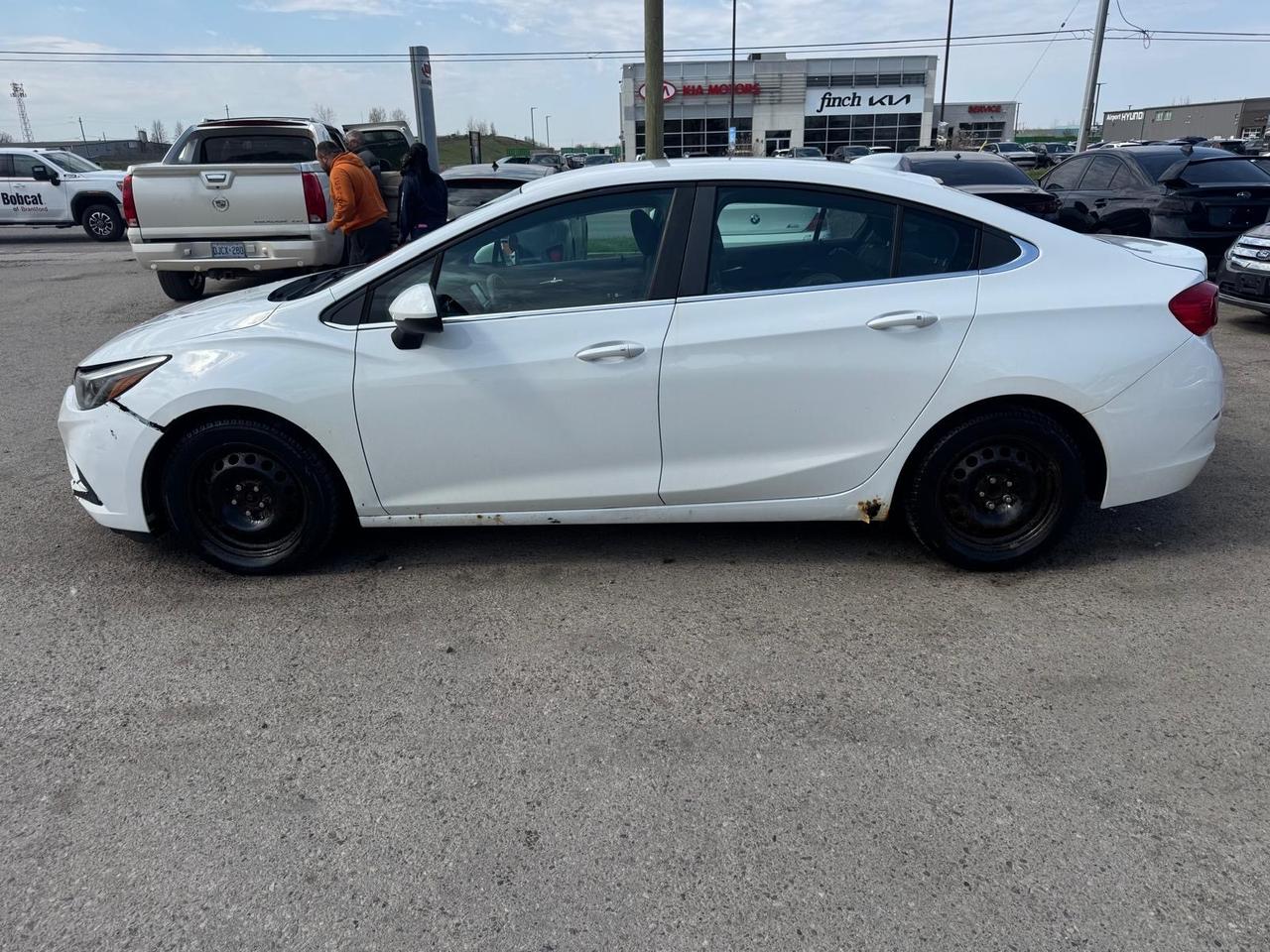 2016 Chevrolet Cruze LT, RUNS AND DRIVES WELL, AS IS SPECIAL Photo