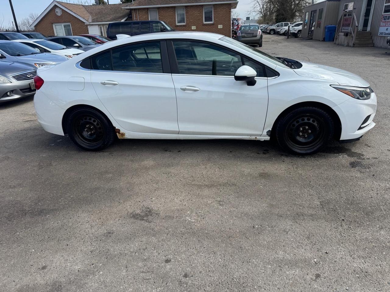 2016 Chevrolet Cruze LT, RUNS AND DRIVES WELL, AS IS SPECIAL Photo