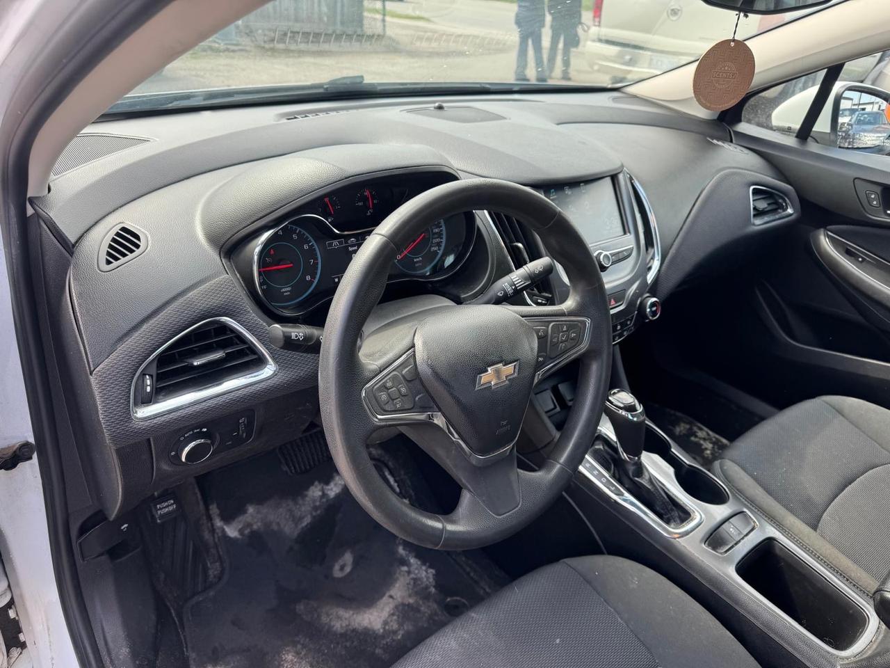 2016 Chevrolet Cruze LT, RUNS AND DRIVES WELL, AS IS SPECIAL Photo