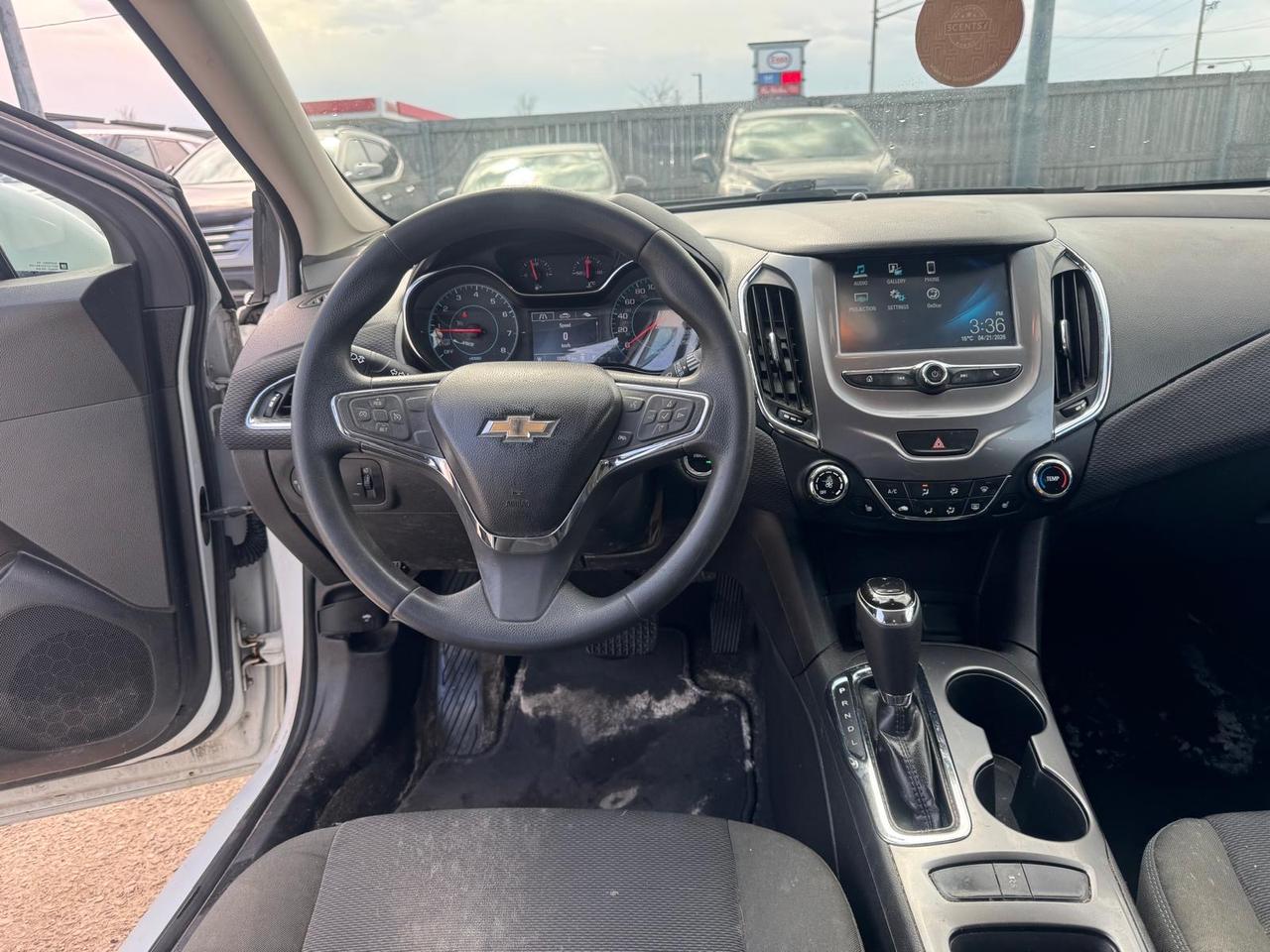 2016 Chevrolet Cruze LT, RUNS AND DRIVES WELL, AS IS SPECIAL Photo