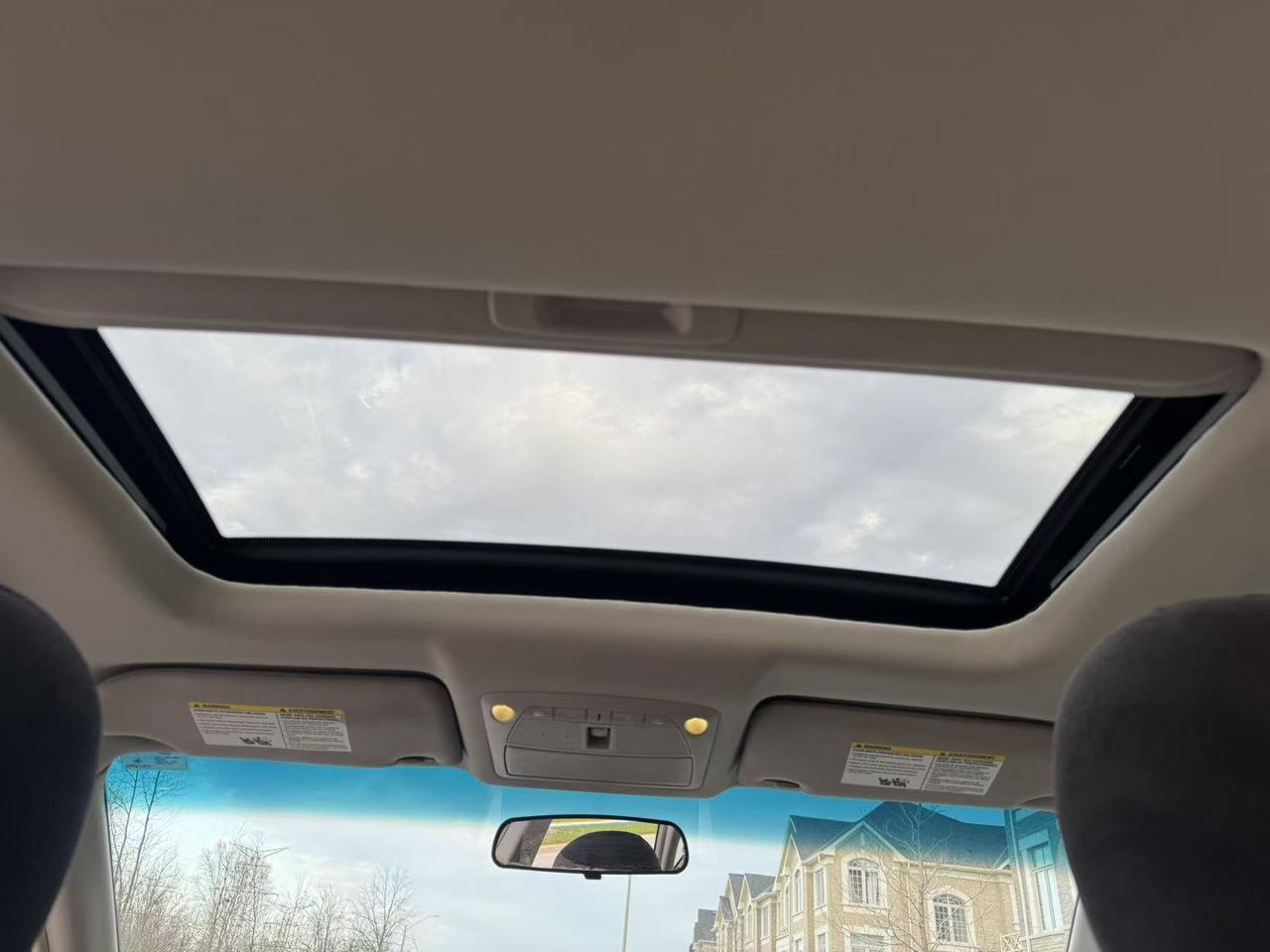 2013 Nissan Altima 4dr Sdn I4 CVT 2.5 SV Photo