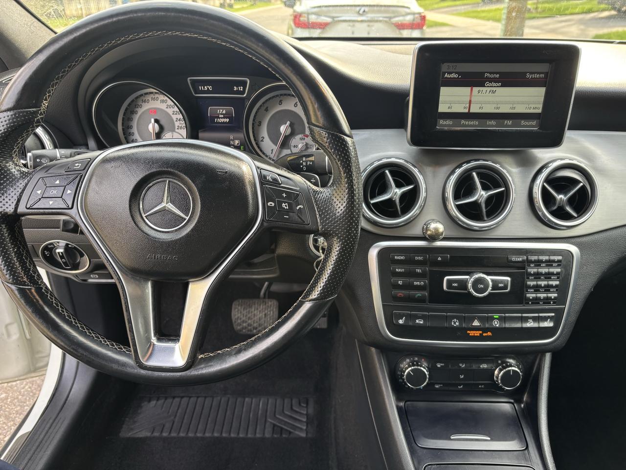 2015 Mercedes-Benz GLA GLA 250 Photo