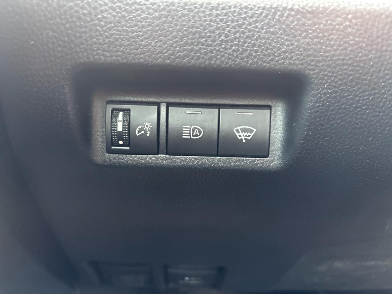 2021 Toyota RAV4 LE FWD Photo