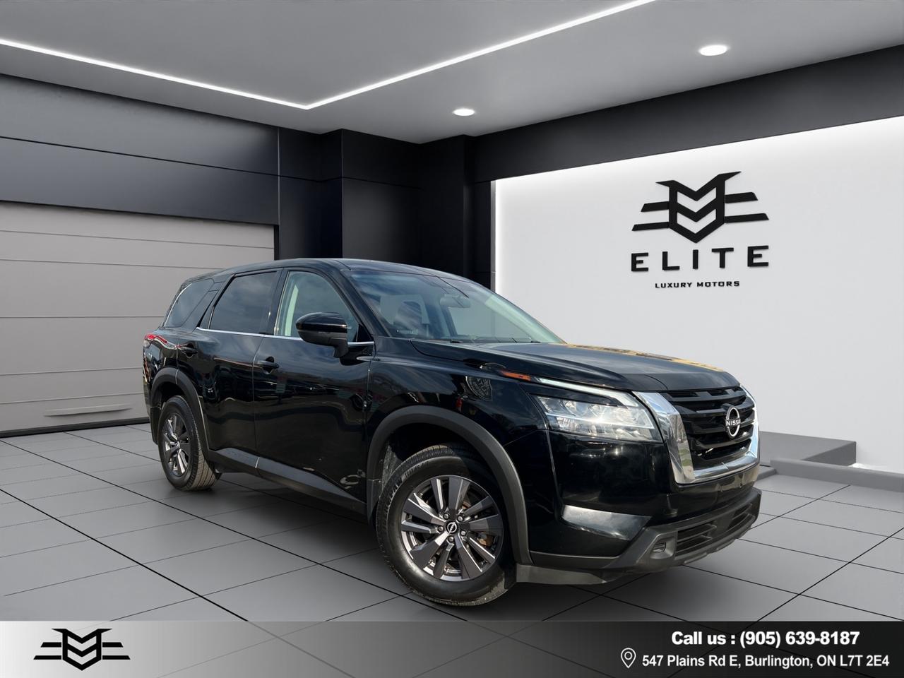 2022 Nissan Pathfinder S 4WD - Blind Spot Monitor - Reverse Camera !! Photo0