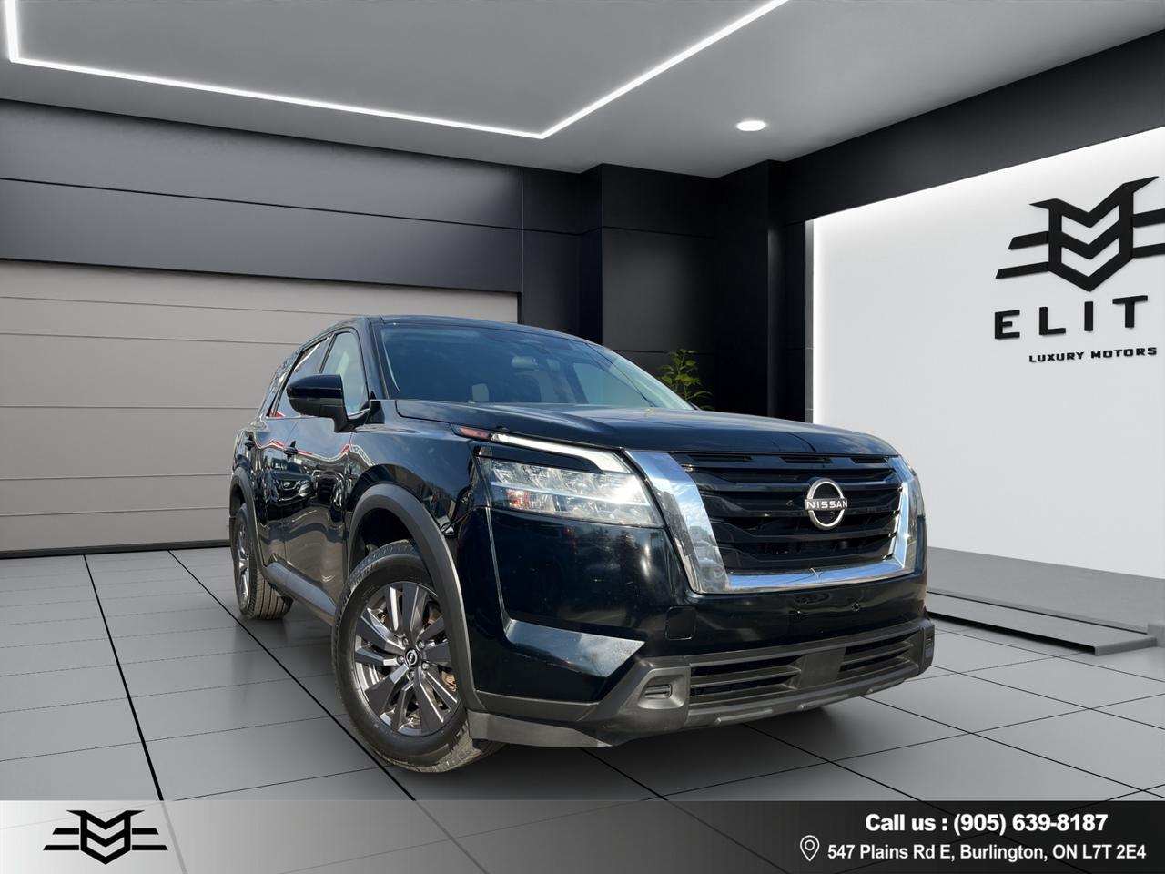 2022 Nissan Pathfinder S 4WD - Blind Spot Monitor - Reverse Camera !! Photo4