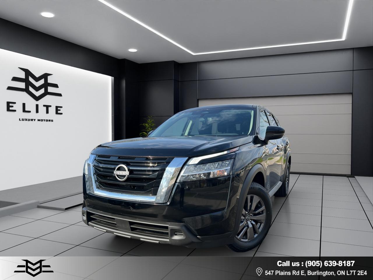 2022 Nissan Pathfinder S 4WD - Blind Spot Monitor - Reverse Camera !! Photo