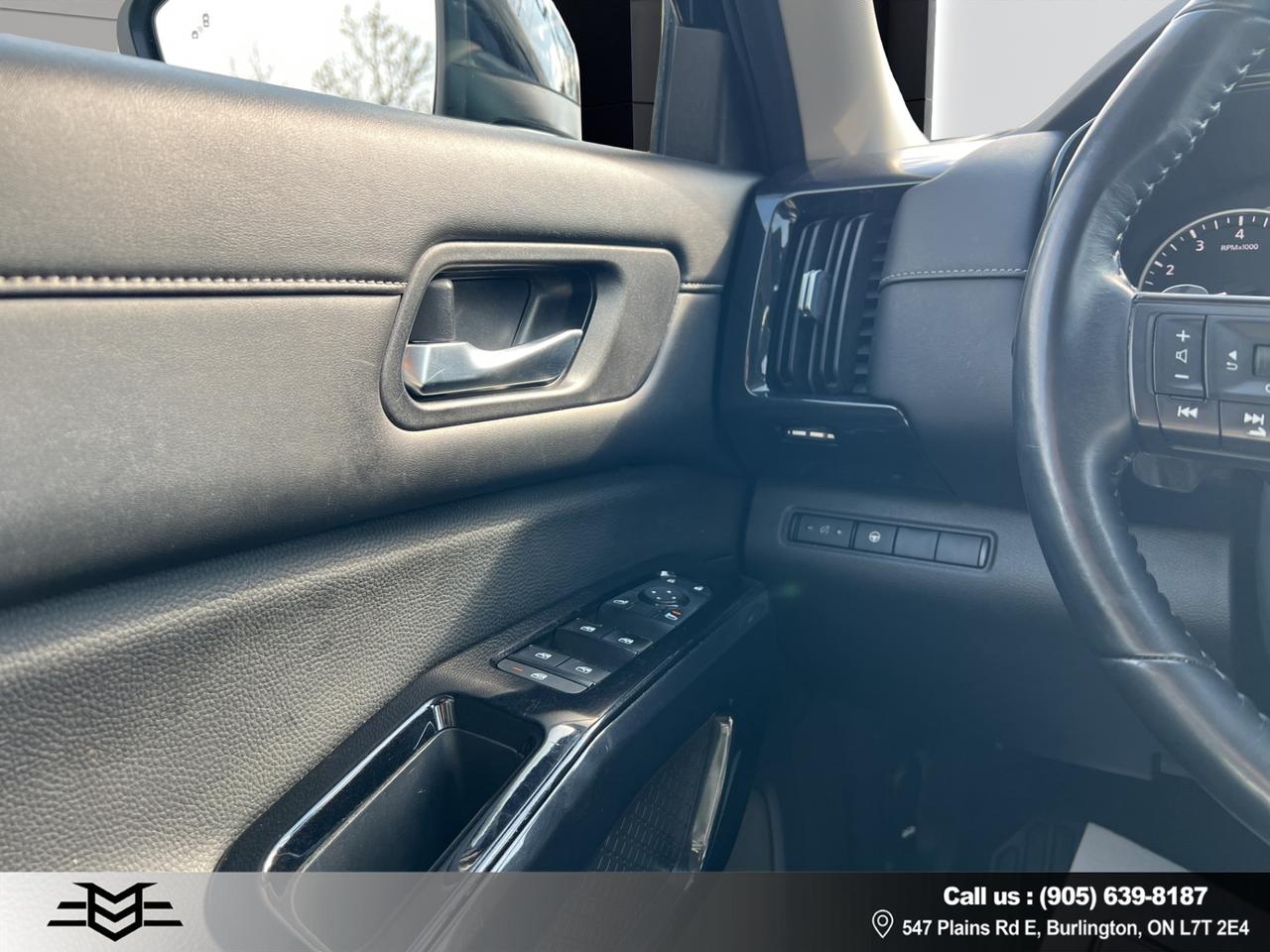 2022 Nissan Pathfinder S 4WD - Blind Spot Monitor - Reverse Camera !! Photo