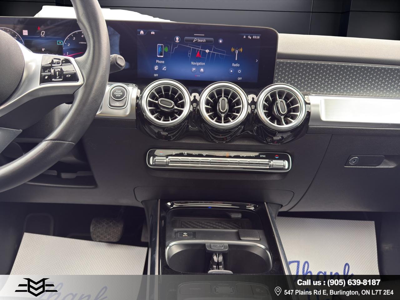2024 Mercedes-Benz G-Class GLB 250 4MATIC - MOONROOF - AWD - LEATHER !!! Photo