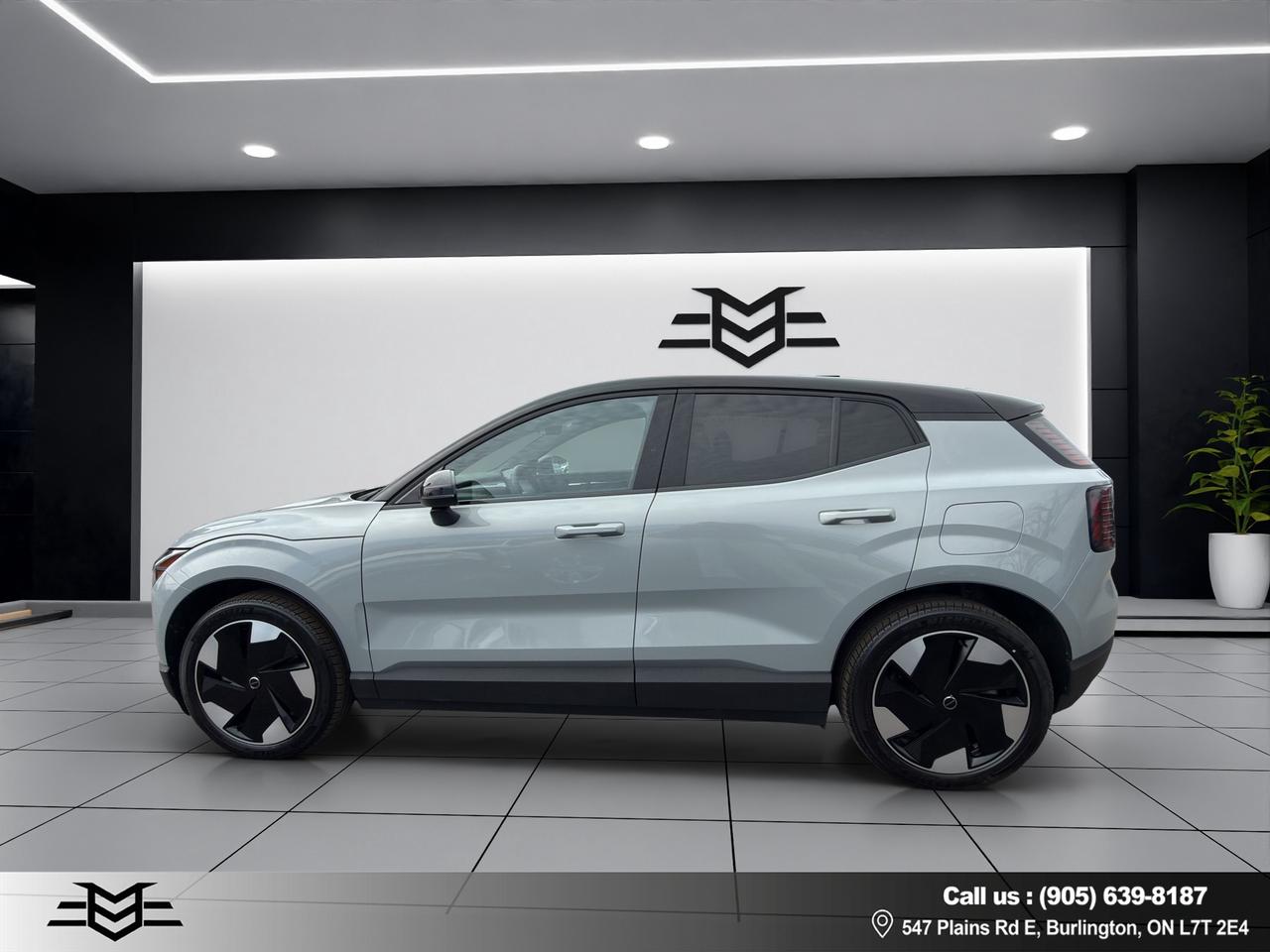 2025 Volvo EX30 Single Motor Extended Range Plus - One Owner !!! Photo