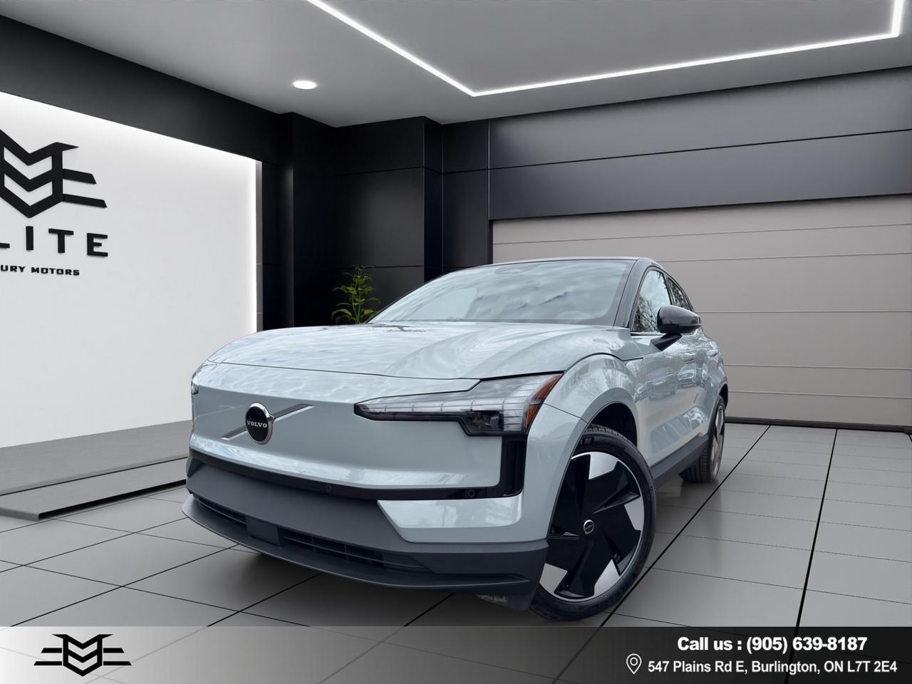 2025 Volvo EX30 Single Motor Extended Range Plus - One Owner !!! Photo