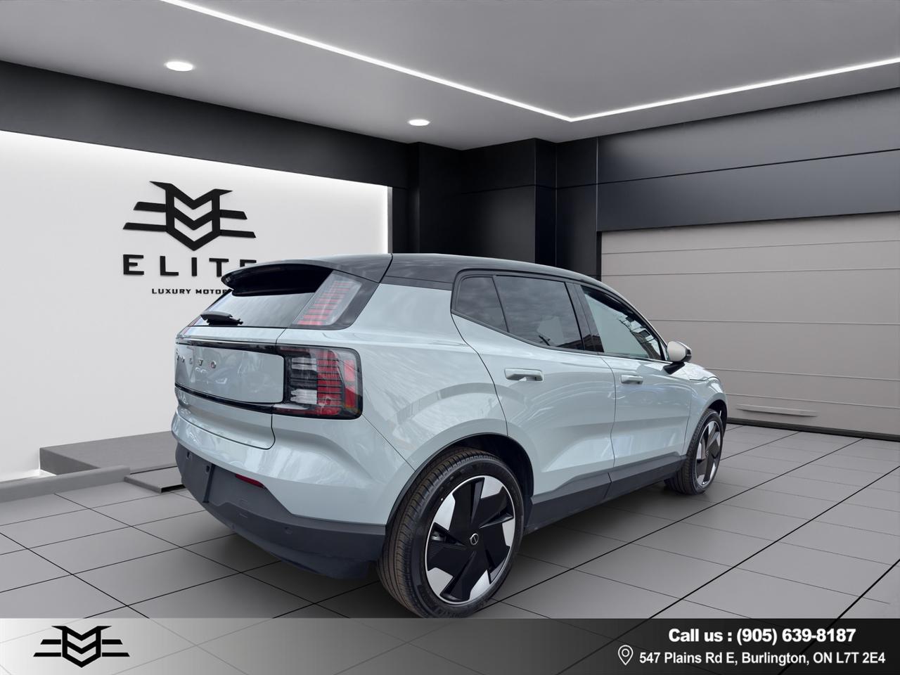 2025 Volvo EX30 Single Motor Extended Range Plus - One Owner !!! Photo