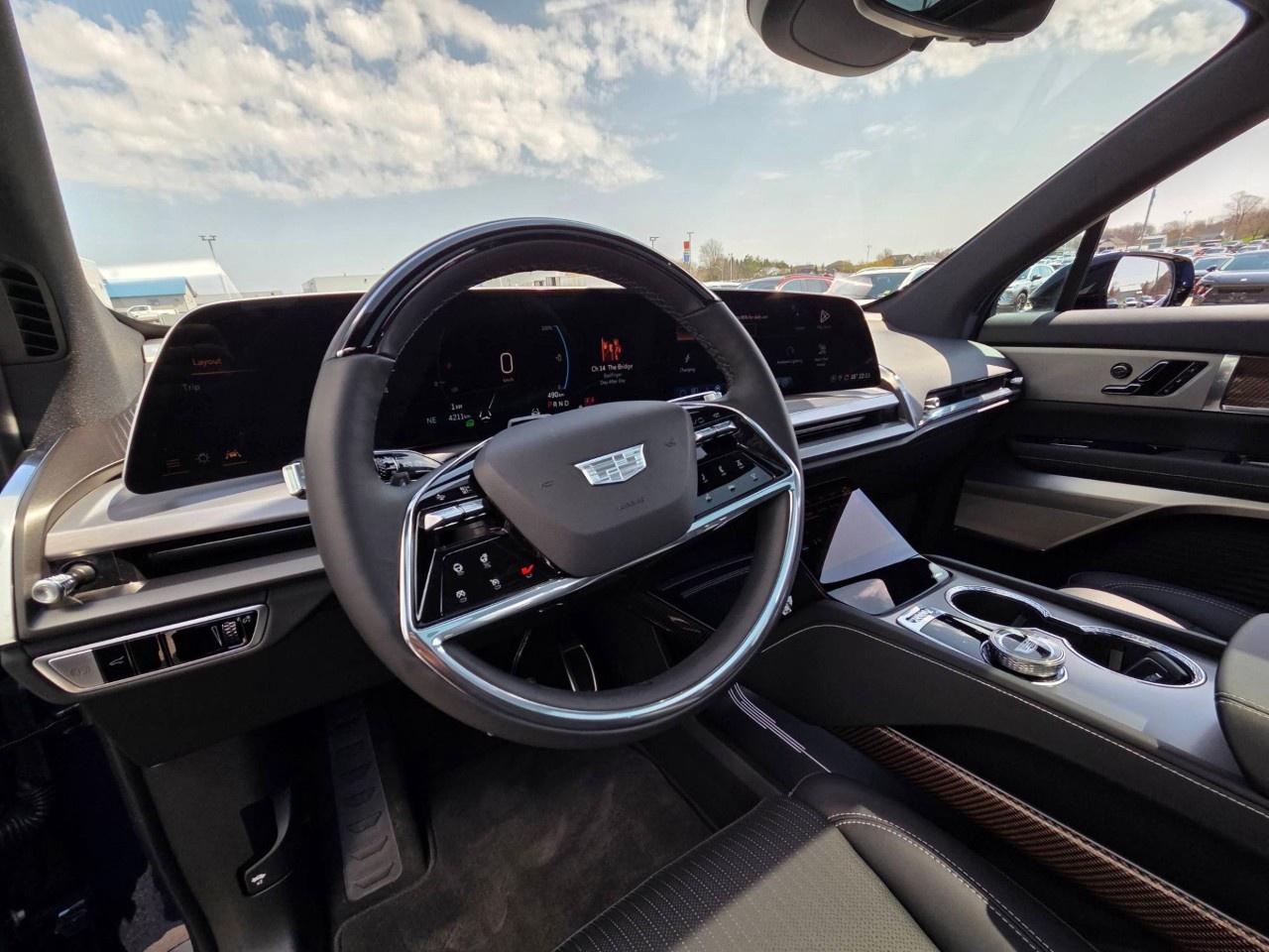 2026 Cadillac VISTIQ AWD 4dr Sport Photo
