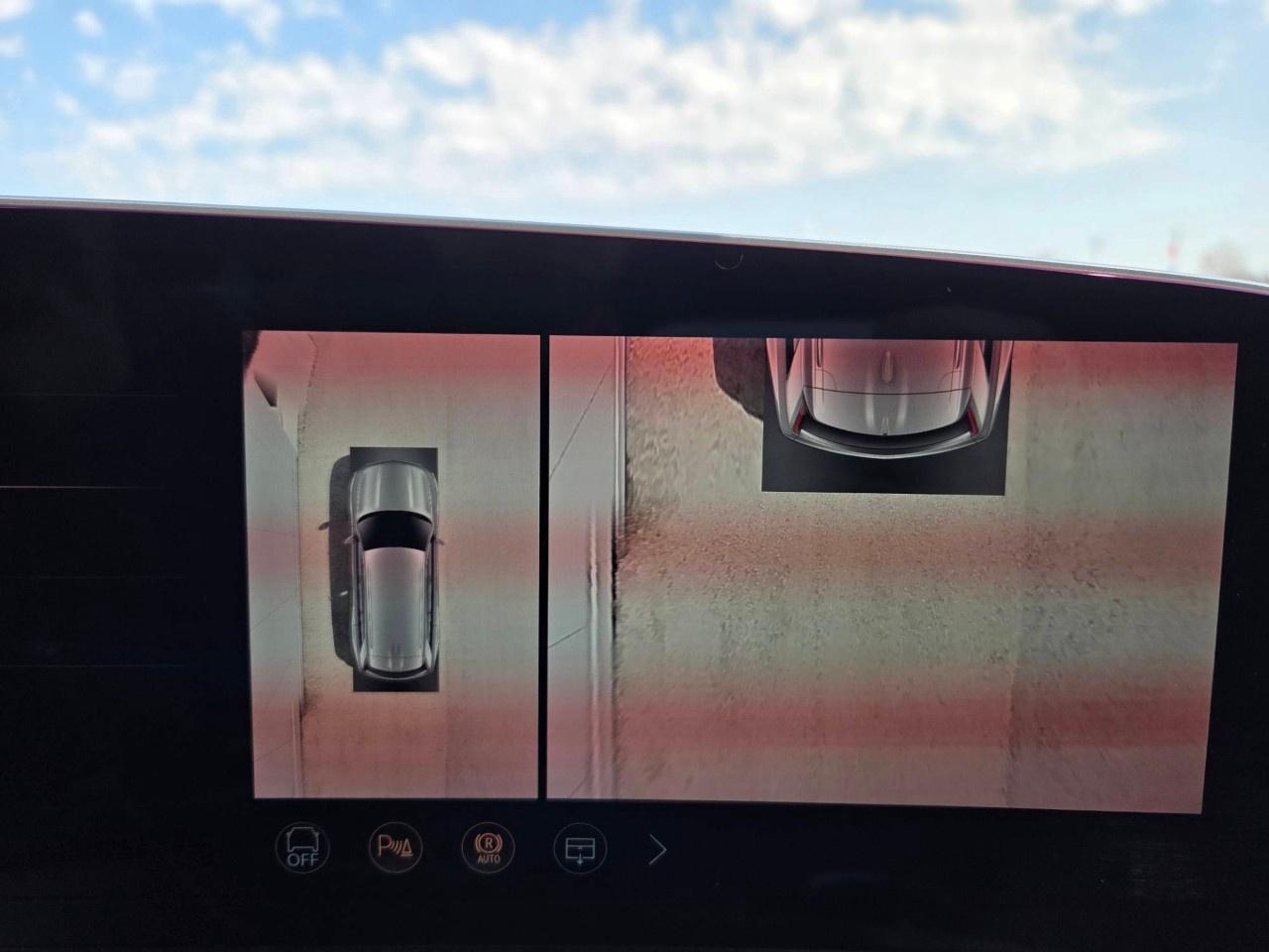 2026 Cadillac VISTIQ AWD 4dr Sport Photo