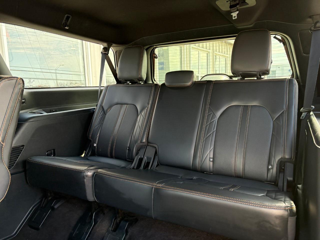 2022 Ford Expedition Platinum Max 4X4 Photo